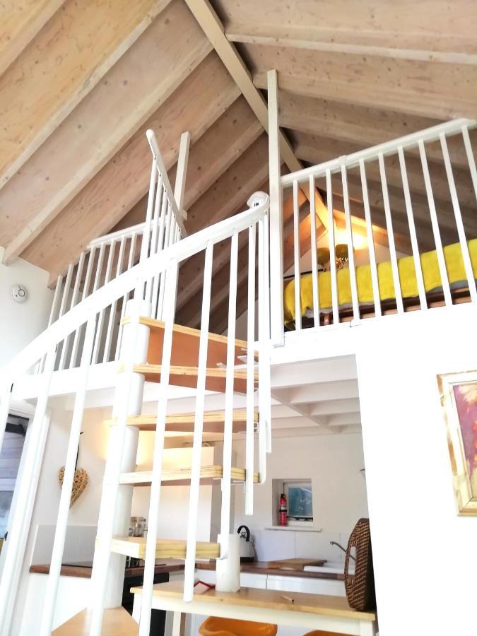 Unique Cottage Retreat 브라이턴 외부 사진